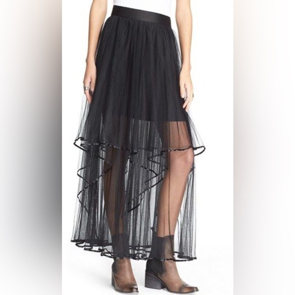Free People Keep Me TuTu Tulle Layered Skirt in Black Size 6 - Picture 2 of 10
